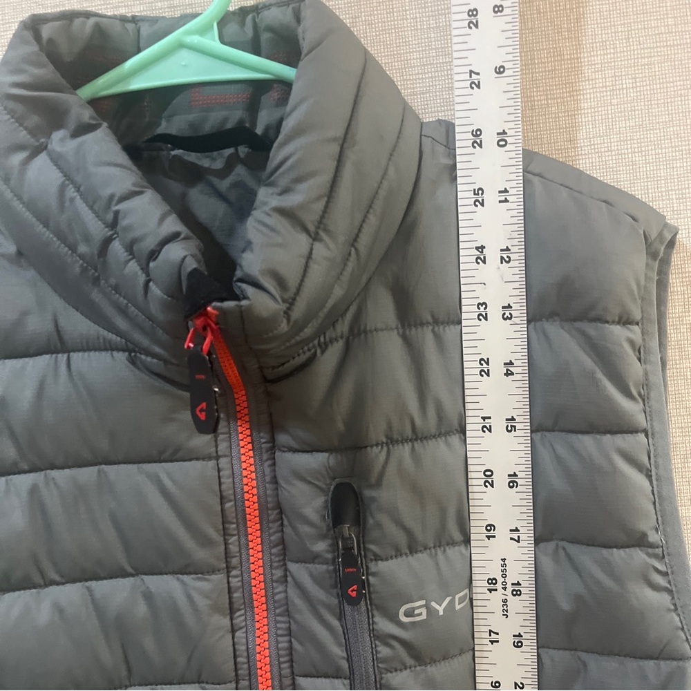 Gyde Supply Co. Vest Medium Primaloft Maroon Insulated Puffer Full Zip Gray - Picture 5 of 11